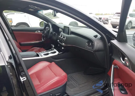 2019 Kia Stinger Gt z USA, uszkodzony, nr VIN KNAE35LC8K6067202